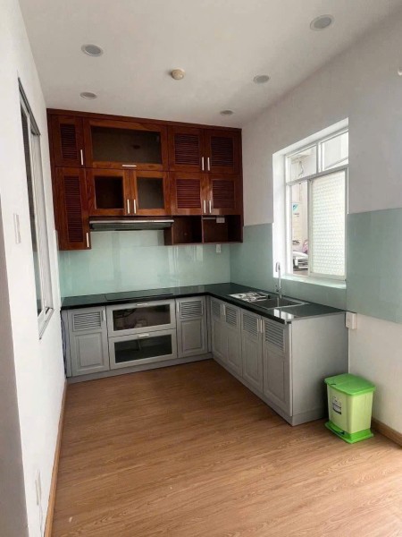 Chung cư Bắc Hải, Quận 10: 2p ngủ, 70m2, nhà mới, 9tr/tháng, 70m2