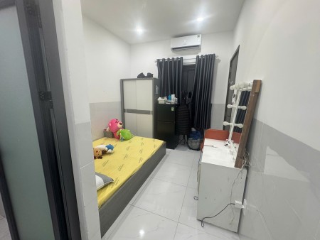 NHƯỢNG CCMN 30M2 DỌN VÀO Ở LUÔN 3TR7 TẠI CÁT LÁI GẦN ĐH UMT - TẶNG FULL NỘI THẤT, 30m2