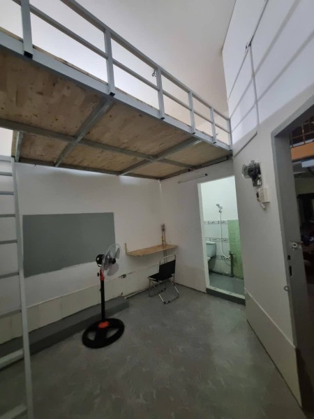 2TR5 Nguyên Hồng, P1, GV. 31/3 trống, 20m2