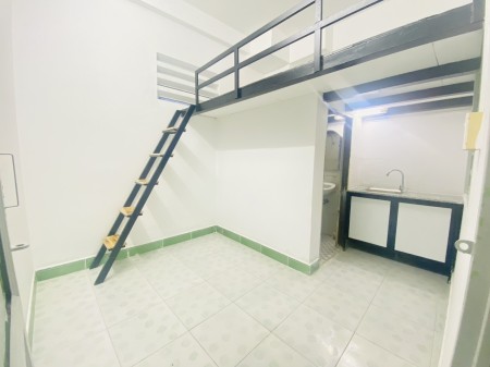 Phòng trọ giá rẻ có Gác Thân Nhân Trung - P.13 - Tân Bình, 25m2
