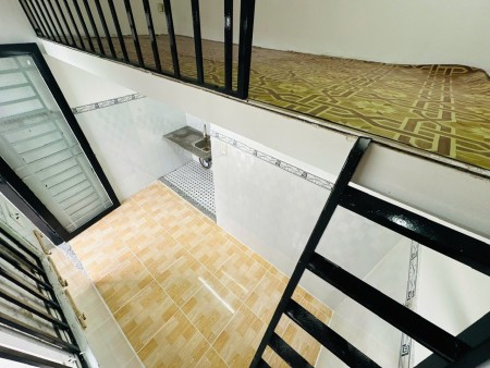 phòng băng công gác bếp wc thoáng mát đi thang máy. 0869907486 Lâm, 20m2