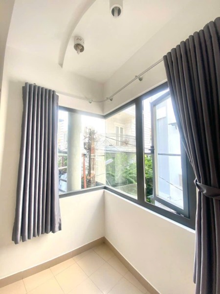 Phòng 159 Hoà Hưng P12 Q10 - 6tr5 bao hết chi phí, 30m2
