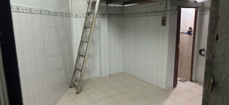 Cho thuê phòng trọ có gác lững gần khu công nghiệp tân bình và cầu tham lương, 12m2