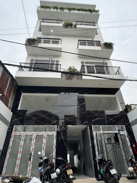 395 Nguyễn Văn Quá, gần ngay Trường chinh, gò vấp, 30m2