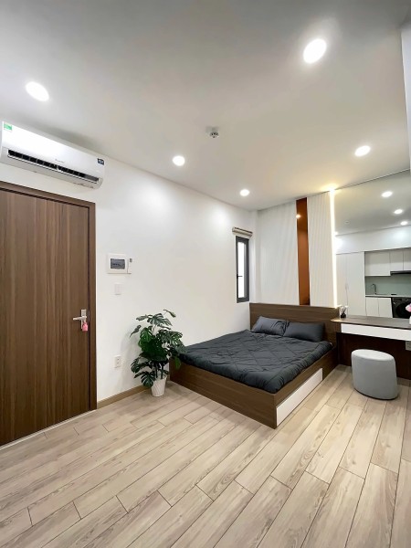 Cho thuê phòng trọ studio có máy giặt riêng cửa sổ trời ngay ngã tư bảy hiền, gần sân bay TSN, QTB, 40m2