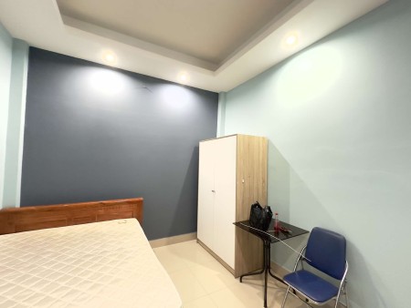 Cho thuê phòng phan xích long giá rẻ, 25m2