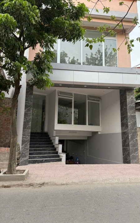 Cho Thuê tầng 1 Nhà 7 Tầng Mặt Phố Phương Mai Ở & Kinh Doanh Đều Phù Hợp, 65m2