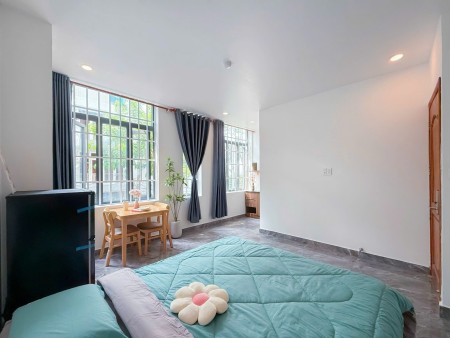 Cho thuê studio full nội thất thuận tiện qua quận 7,8,4,1. Gần đh TDT, RMIT, 40m2