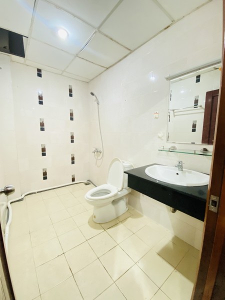 CĂN HỘ FULL NỘI THẤT CỬA SỔ THOÁNG , 30m2