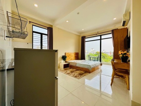 Studio ban công - full nội thất - Tôn Thất thuyết, quận 4. 5p sang quận 7, 1, 8, 45m2