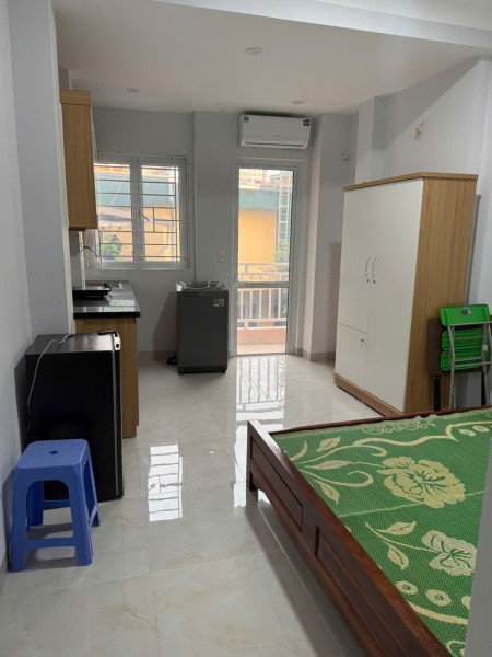 PHÒNG TIỆN NGHI ĐẦY ĐỦ - có ban công ,thoáng mát .VỊ TRÍ trung tâm nhanh TAY NHÉ !, 35m2