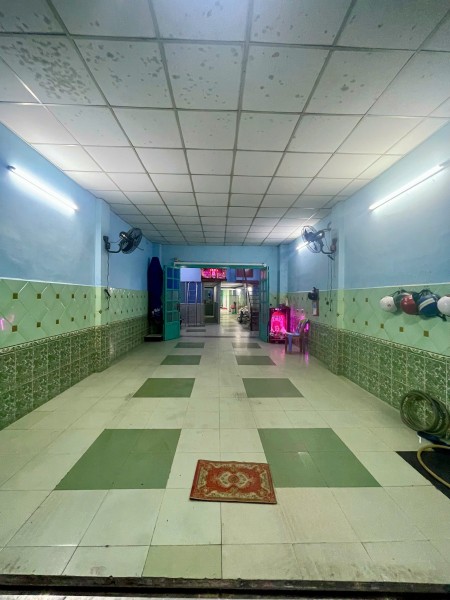 Cho thuê nhà mặt tiền Bãi sậy làm kho sau lưng chợ Kim Biên Q5, 176m2