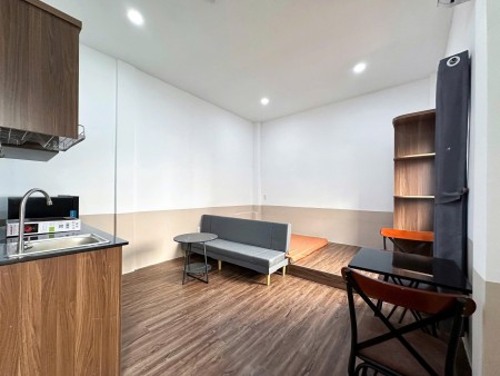 Cho Thuê Căn Hộ Máy Giặt Riêng Có Thang Máy Ngay Quận 5, 40m2