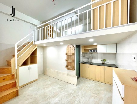 Duplex mới ngay Lạc Long Quân Tân Bình – Cửa sổ thoáng mát, đầy đủ nội thất từ a-z, 35m2