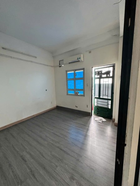 Chung cư Nơ Trang Long, BT: 60m2, 1p ngủ, có nội thất, 8tr, 60m2
