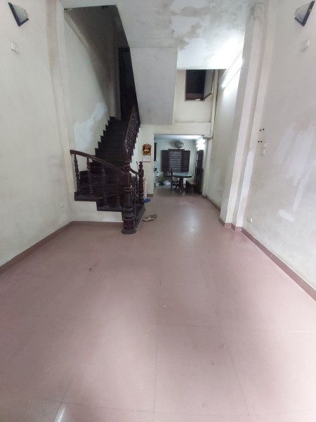Cho thuê phòng trong nhà riêng 3,5 tầng, ngõ 254D Minh Khai, giá từ 1,5 tr, 15m2