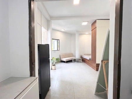 Cho Thuê Căn Hộ 1PN Tách Bếp Sư Vạn Hạnh Q10 – Full Nội Thất, Giá Tốt, Vị Trí Trung Tâm Cực Đẹp, 35m2