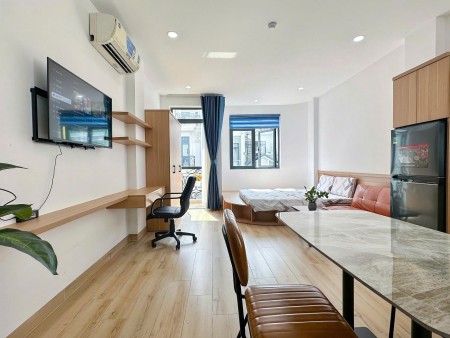 Cho Thuê Căn Hộ Ban Công Full Nội Thất Có Thang Máy Gần Cầu Chà Và Quận 8, 45m2