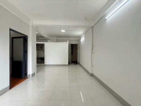 Chung cư Lê Văn Sỹ, Tân Bình: 87m2, 2p ngủ, máy lạnh, 10,5tr/th, 87m2