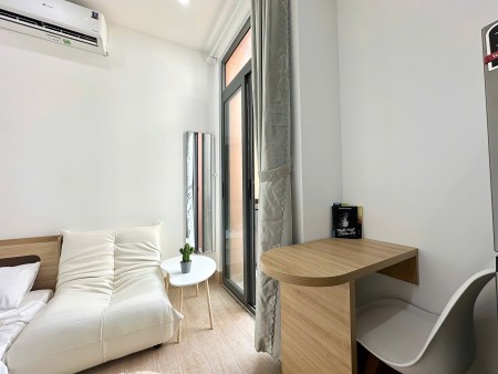 CHO THUÊ CĂN HỘ STUDIO FULL NỘI THẤT – CỬA SỔ LỚN – GẦN SÂN BAY TÂN SƠN NHẤT, 35m2