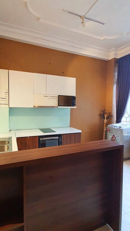  Căn Hộ 1PN Ban Công, Tách Bếp Tại Khánh Hội Q4 – Giá Cực Tốt, Full Nội Thất , 35m2