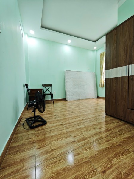 Cho nữ thuê phòng trọ 2/4A Nguyễn Thị Minh Khai, Phường Đa Kao trung tâm Quận 1, 24m2