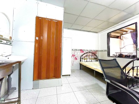 Mình còn phòng cho thuê. Bạn nào cần gấp liên hệ mình nhé, 20m2