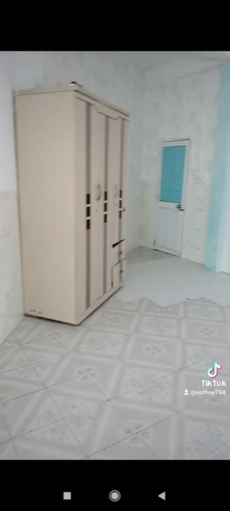 CHO THUÊ PHÒNG LẠC LONG QUÂN (TÂN BÌNH CŨ) GIÁ 3 TRIỆU (CỌC 1 TRIỆU), 20m2
