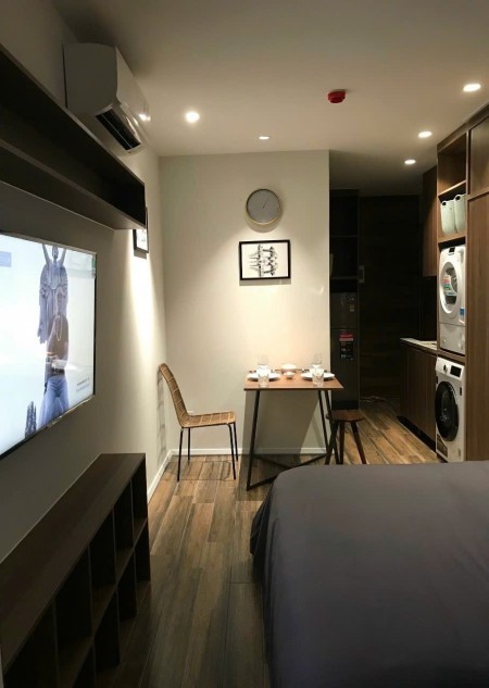 Cho Thuê Căn Hộ Ban Công Full Nội Thất Có Thang Máy, Bảo Vệ Gần Vạn Hạnh Mall Quận 10, 45m2