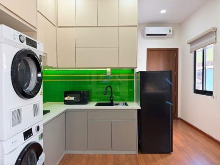 Cho Thuê Căn Hộ Ban Công Full Nội Thất Có Thang Máy Quận 5, 45m2