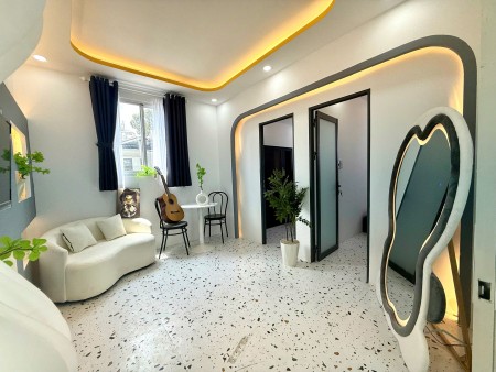 Cho Thuê Penthouse 2PN Điện Biên Phủ Q3 - Full Nội Thất - Ban Công Rộng, 90m2