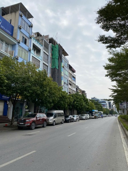 Văn phòng 9 tr 70m2 cho thuê vị trí cực kỳ thuận tiện mặt đường Trần Vỹ, 70m2