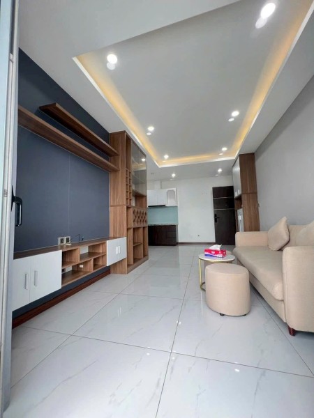Cho thuê C/c cao cấp Resgreen Tower 93m2, Đ.Thoại Ngọc Hầu 3PN giá 15tr/th nhà đang trống., 93m2