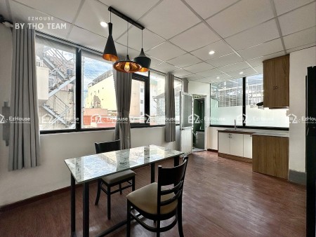 CĂN HỘ 1PN BAN CÔNG NGAY ETOWN CỘNG HÒA , 50m2