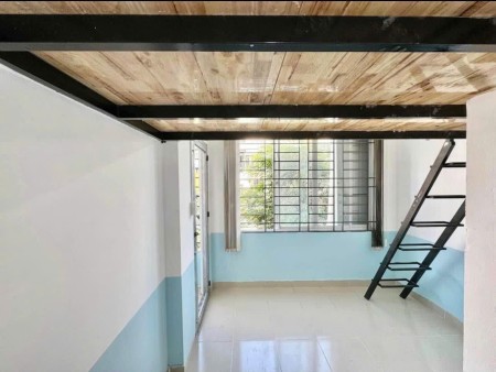 PHÒNG MỚI XÂY NGAY ĐẠI HỌC CÔNG NGHIỆP, 20m2