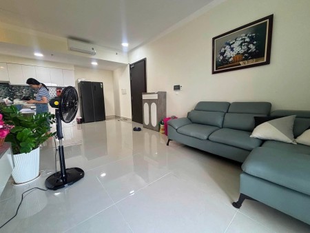 Cho thuê C/c Bàu Cát 2 thang máy 2PN Full nội thất giá 11 tr/th nhà trống sẵn., 72m2