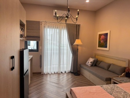Cho thuê căn hộ full nội thất ban công cửa sổ Hai Bà Trưng Quận 1, 40m2
