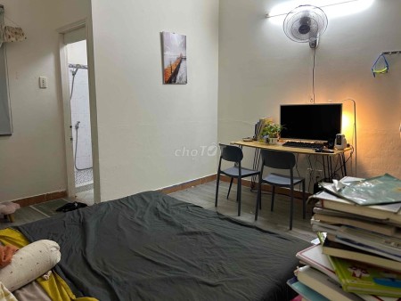 Pass gấp phòng sân bay, full nội thất, mát mẻ, yên tĩnh, 25m2