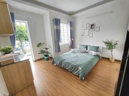 Cho Thuê Căn Hộ Dịch Vụ Ban Công - Cửa sổ trời, 40m2
