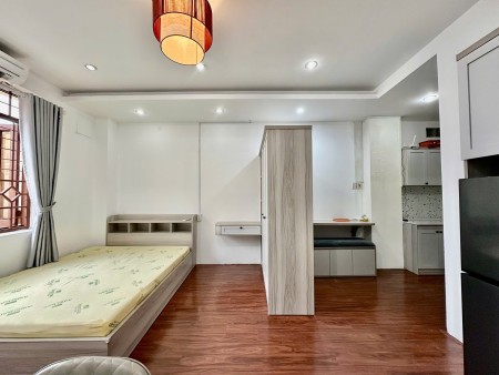 STUDIO TÁCH BẾP FULL NỘI THẤT – SƯ VẠN HẠNH Q10, 40m2