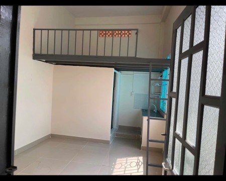 CHO THUÊ PHÒNG DUPLEX NGAY ĐẦM SEN - VÒNG XOAY LÊ ĐẠI HÀNH - LẠC LONG QUÂN, 20m2