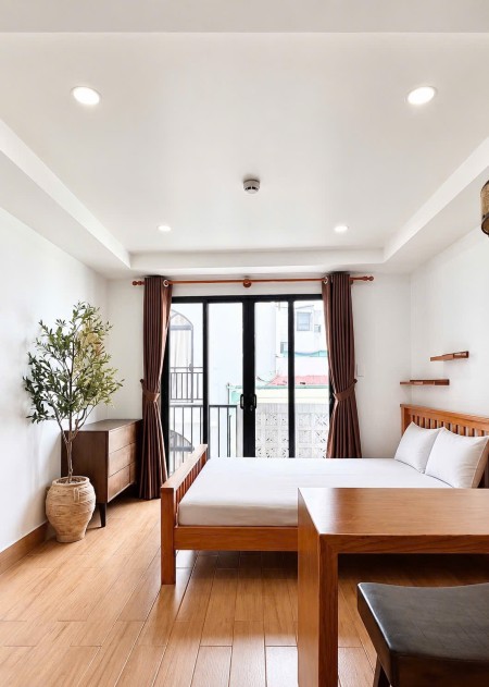 Cho thuê căn hộ full nội thất, ban công thoáng mát gần Nguyễn Trãi, 30m2