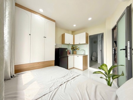 Giảm liền 2 tháng đầu tiên cho thuê căn hộ full nội thất đường Lý Thường Kiệt, Tân Bình, 30m2