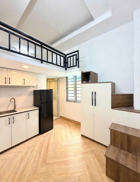Duplex cửa sổ trời – Tòa nhà mới xịn, nội thất bốc seal | Tân Bình , 25m2