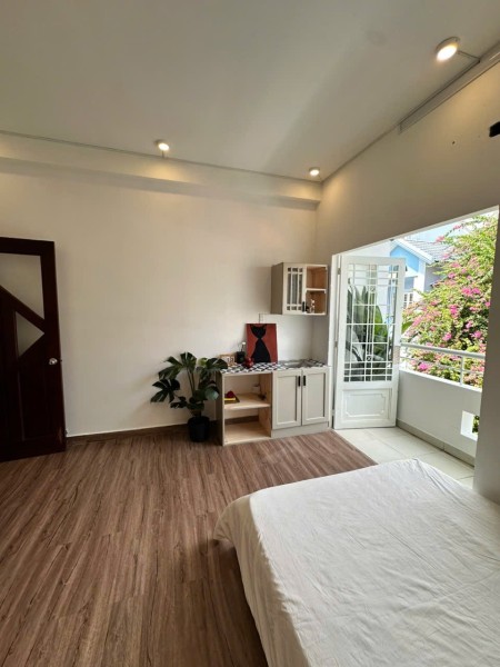 PHÒNG TRỌ FULL NỘI THẤT – HOÀNG SA, QUẬN 3 | BAN CÔNG | MÁY GIẶT RIÊNG, 25m2