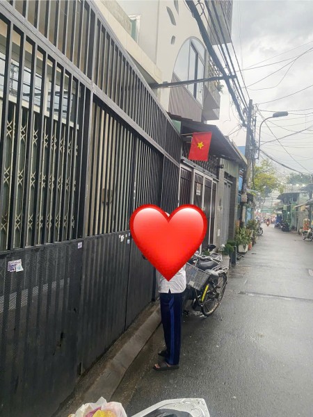 Cho thuê nhà mặt nguyên căn có gác, có thể kinh doanh và ở lại., 72m2